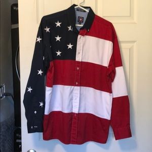 Men’s fun Fourth of July shirt.